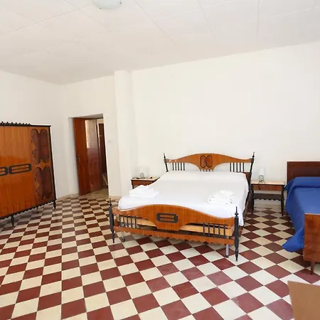 דירה Tropea Apartment טרופאה